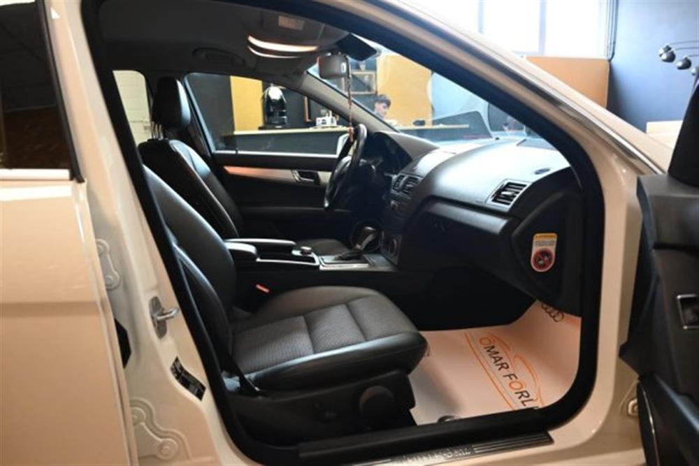 C 200 C 200 CDI BLUEFF. SPORT 13