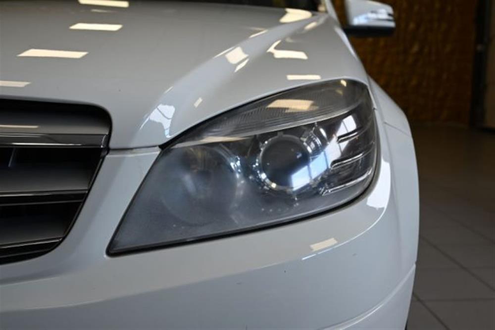 C 200 C 200 CDI BLUEFF. SPORT 13