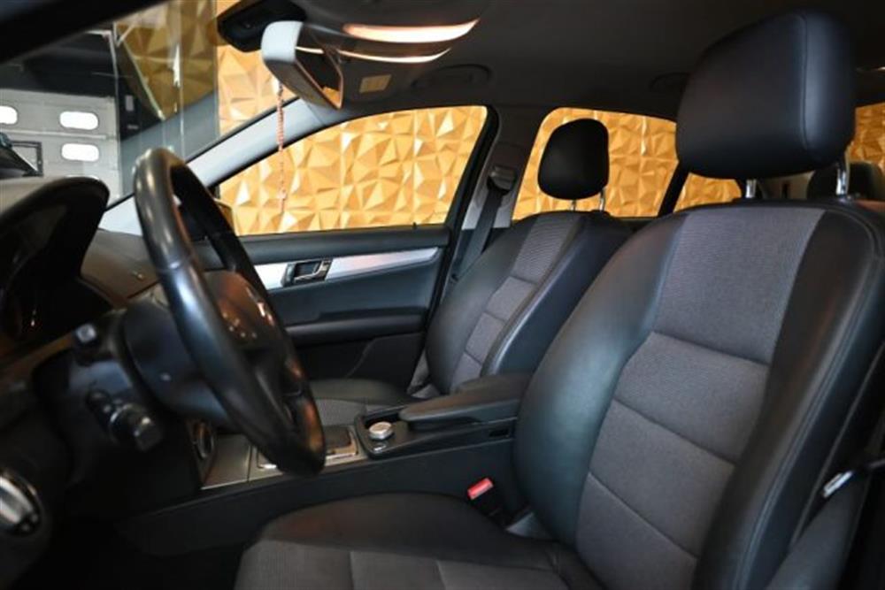 C 200 C 200 CDI BLUEFF. SPORT 13