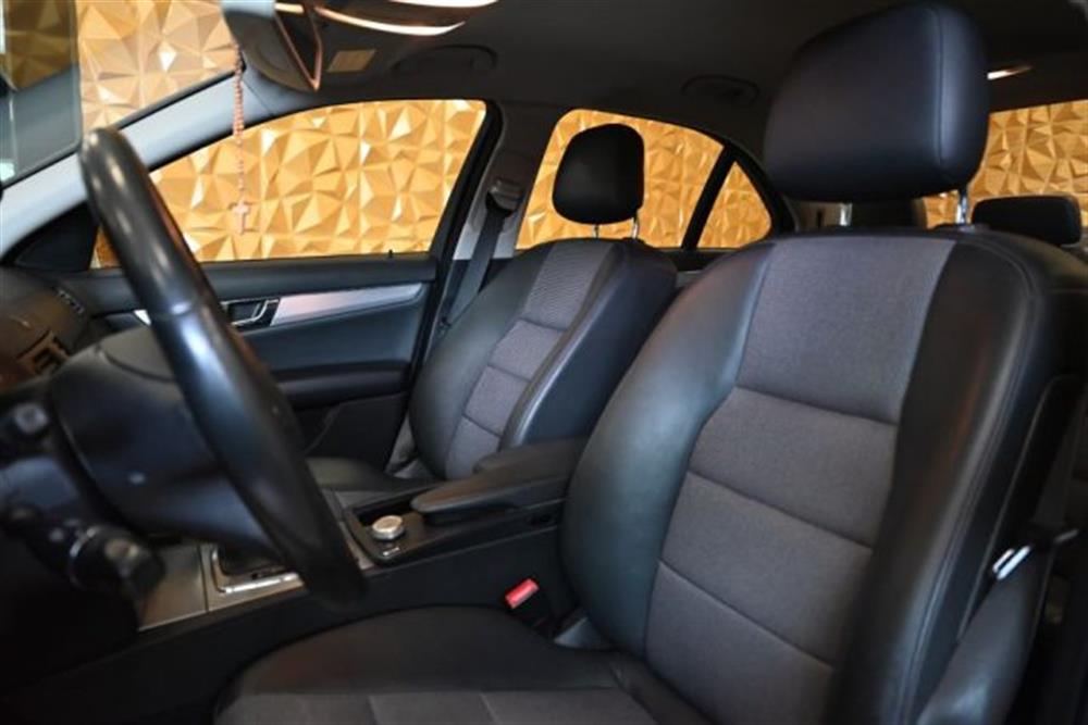 C 200 C 200 CDI BLUEFF. SPORT 13