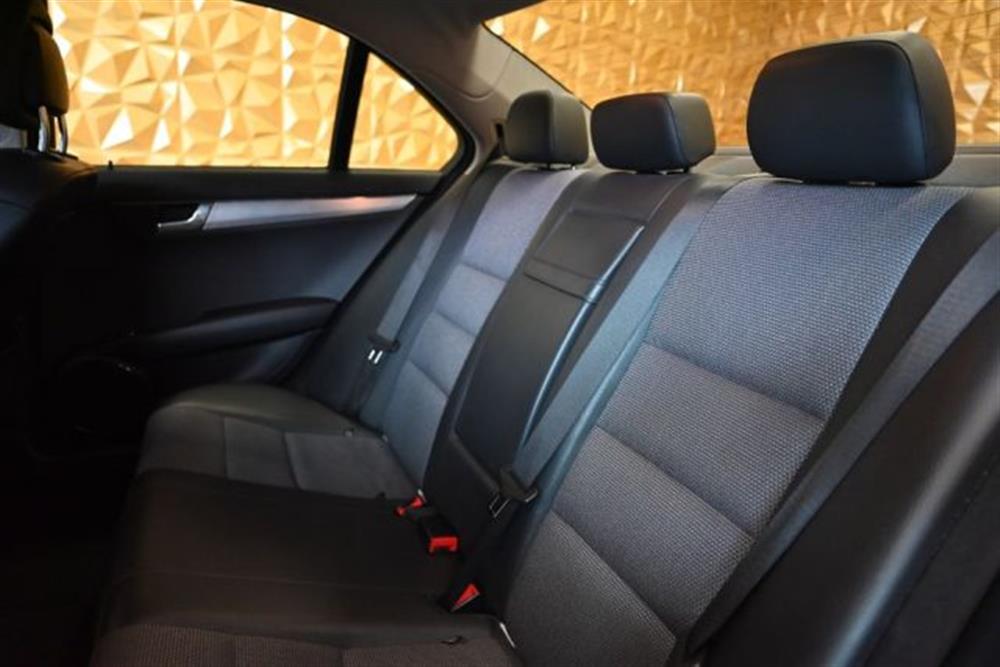 C 200 C 200 CDI BLUEFF. SPORT 13