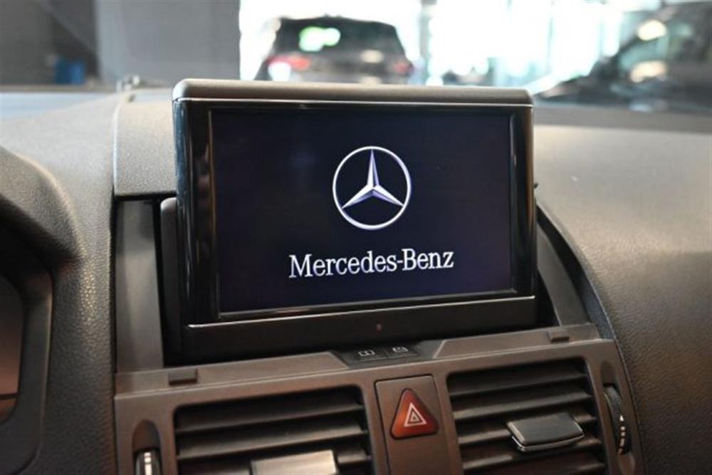 C 200 C 200 CDI BLUEFF. SPORT 13