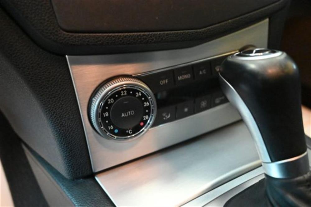 C 200 C 200 CDI BLUEFF. SPORT 13