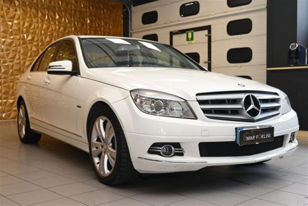 C 200 C 200 CDI BLUEFF. SPORT 13