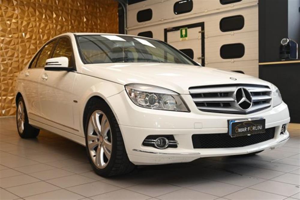 C 200 C 200 CDI BLUEFF. SPORT 13