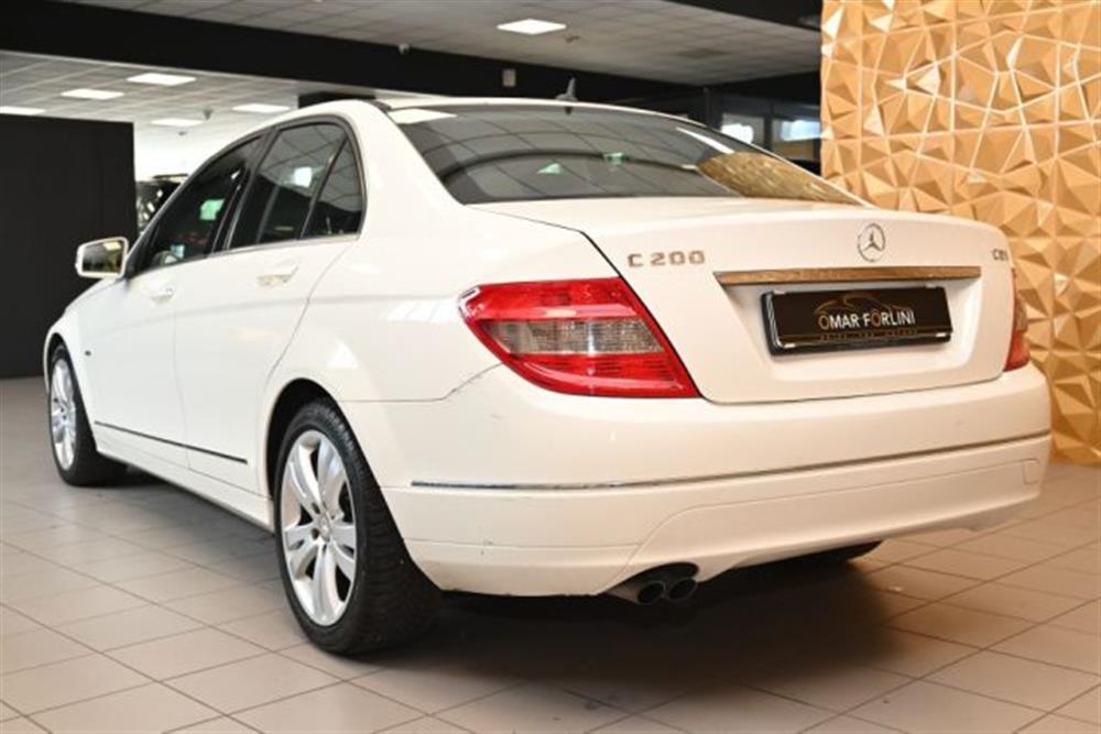 C 200 C 200 CDI BLUEFF. SPORT 13