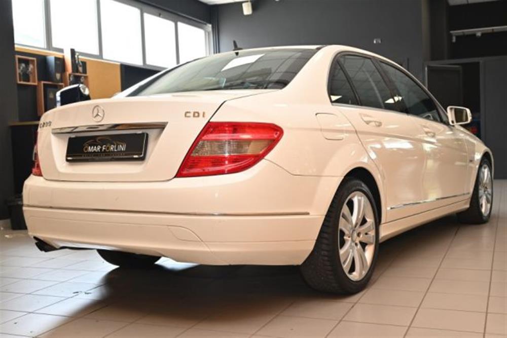 C 200 C 200 CDI BLUEFF. SPORT 13