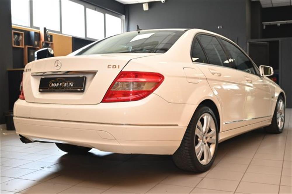C 200 C 200 CDI BLUEFF. SPORT 13