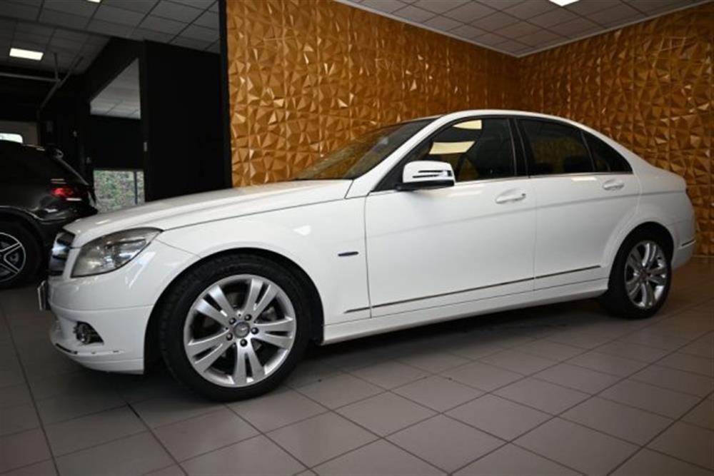 C 200 C 200 CDI BLUEFF. SPORT 13