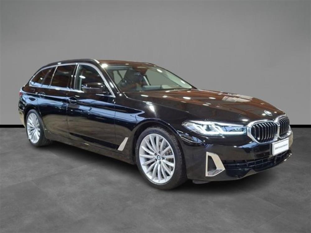 520 520 d 48V Touring Luxury