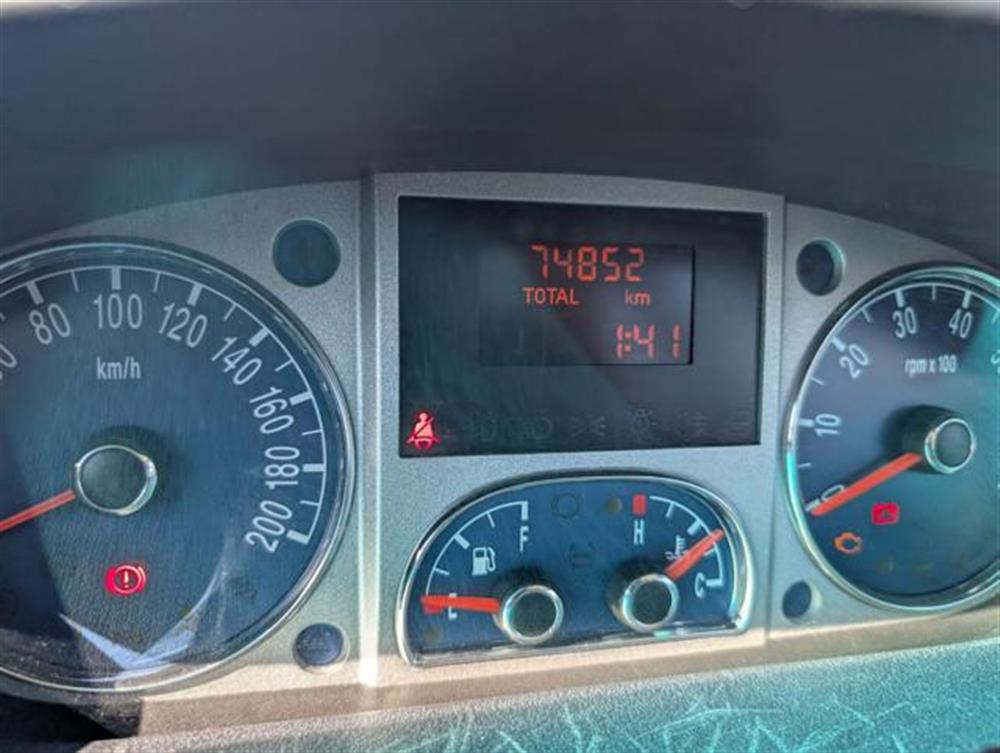 MUSA MUSA 1.4 77CV Oro