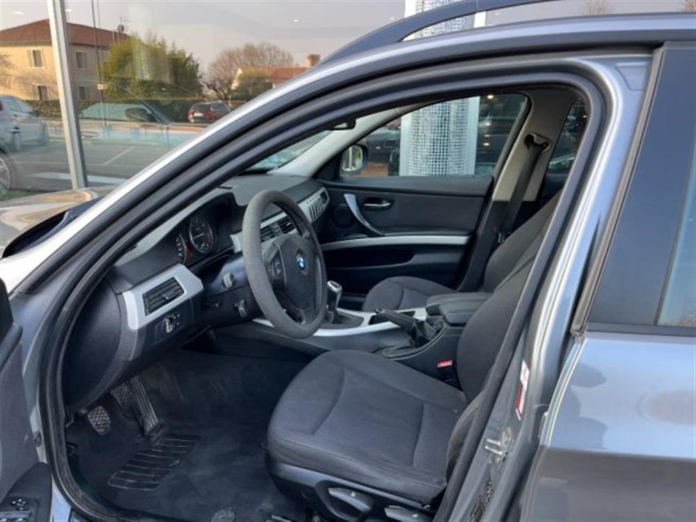 320 320 d Touring Futura 177