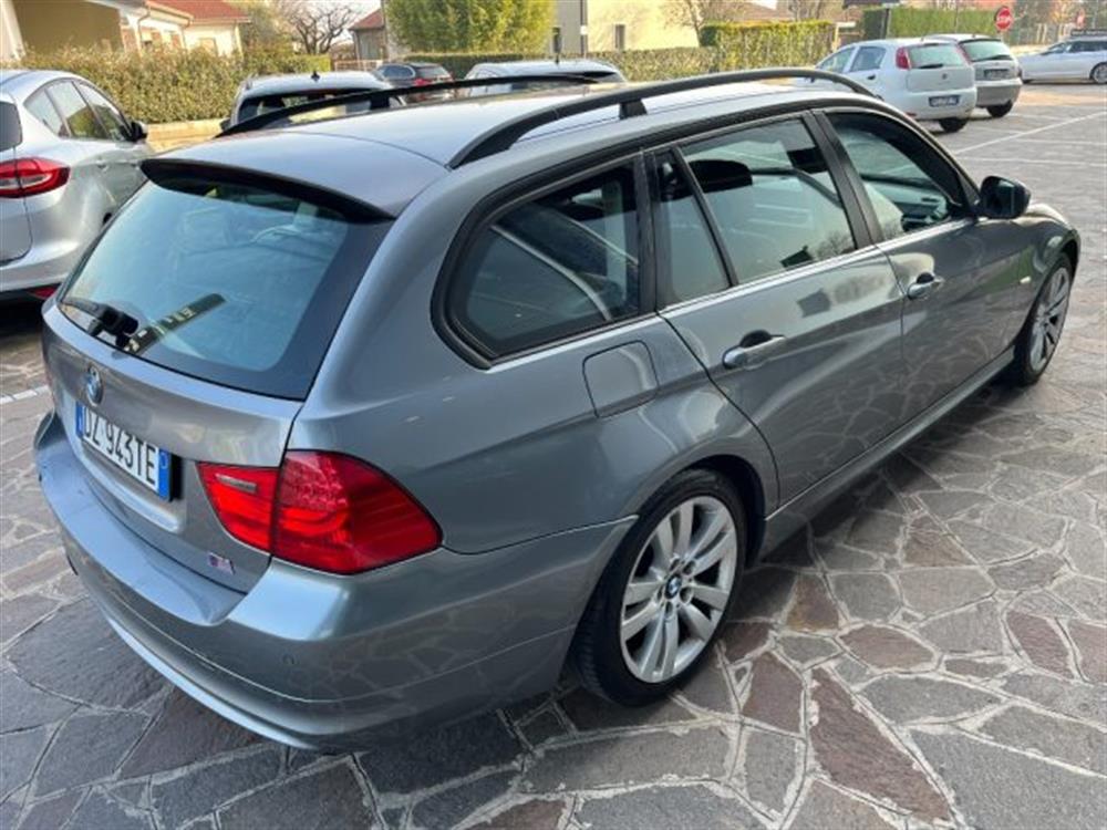 320 320 d Touring Futura 177