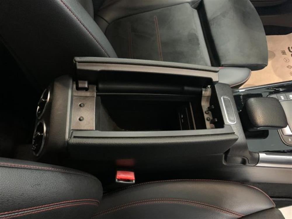 GLA 200 GLA 200 d 4x4 AMG Premium 4M