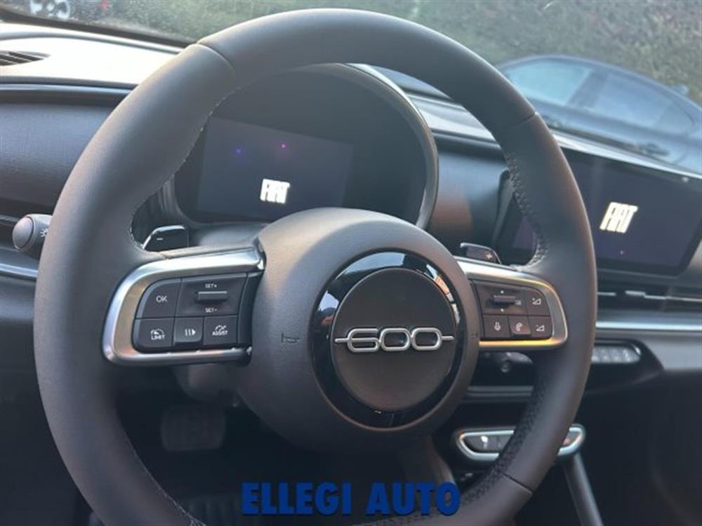 600 600 Hybrid 110 CV DCT MH