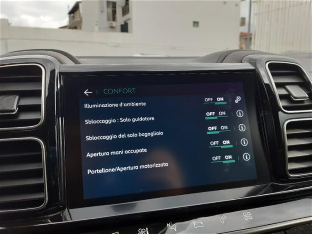 C5 Aircross C5 Aircross Hybrid 225 E-EAT8 Sh