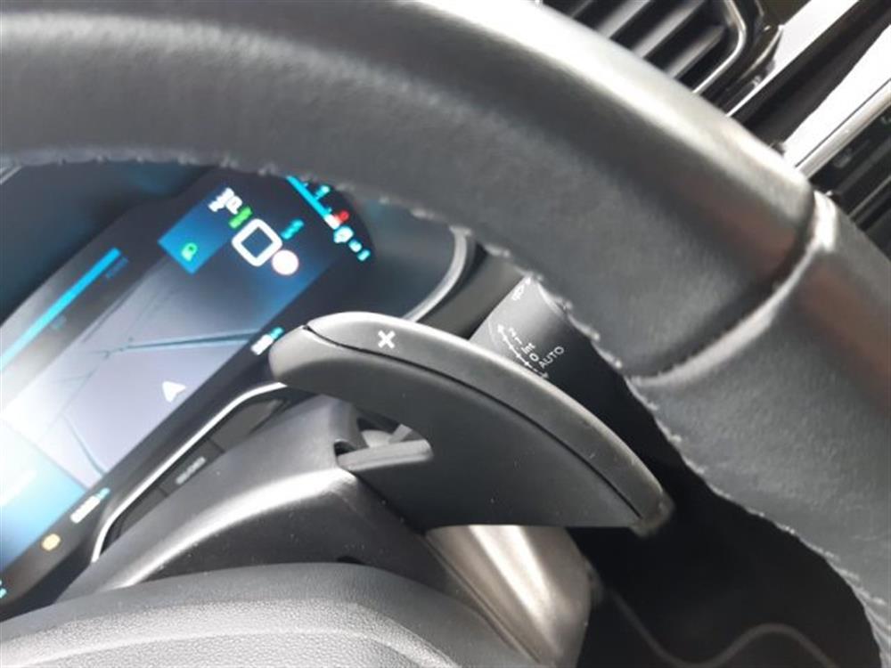 C5 Aircross C5 Aircross Hybrid 225 E-EAT8 Sh