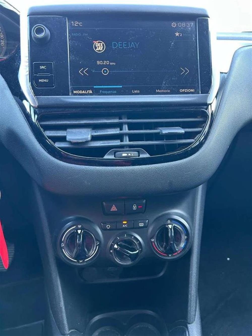 208 208 I 2015 5p 1.6 bluehd