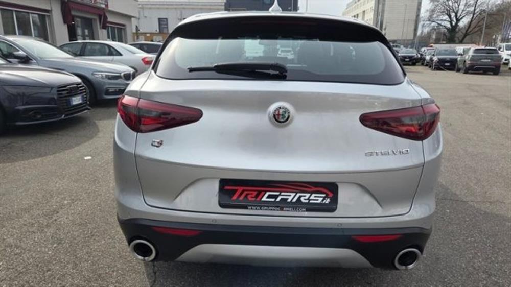 Stelvio Stelvio 2.2 Turbodiesel 210