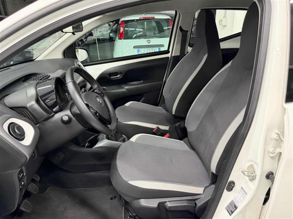 Aygo Aygo Connect 1.0 VVT-i 72