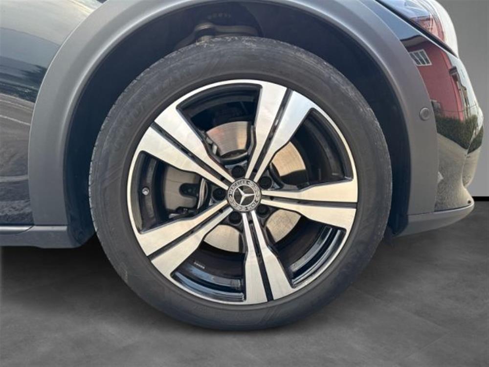 C 220 C 220 d Mild hybrid 4Matic