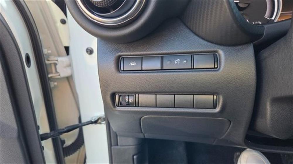 Juke Juke 1.6 HEV N-Connecta P