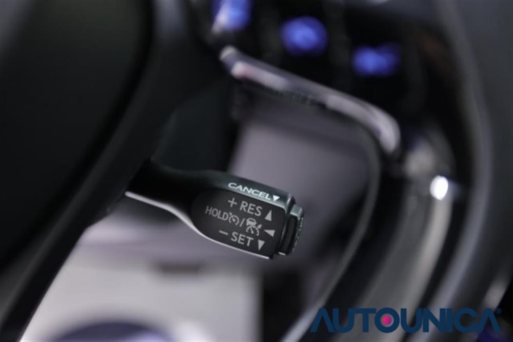 C-HR C-HR 1.8 HYBRID E-CVT TRE