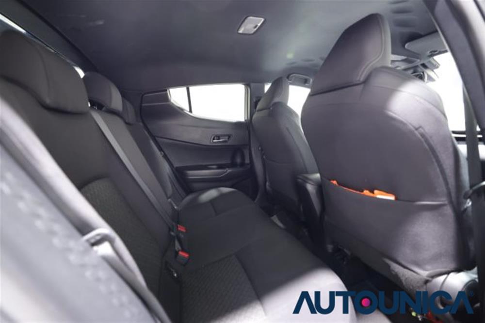 C-HR C-HR 1.8 HYBRID E-CVT TRE