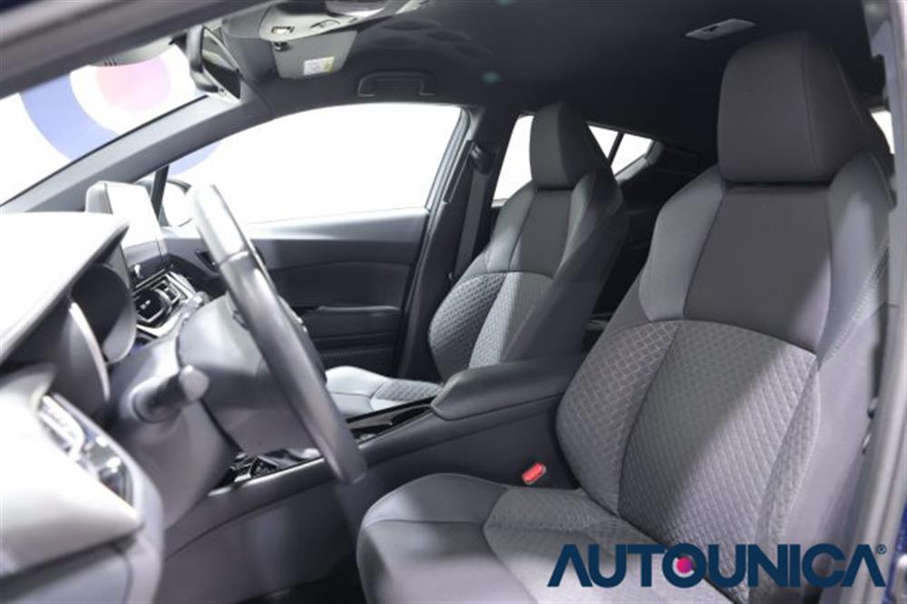 C-HR C-HR 1.8 HYBRID E-CVT TRE