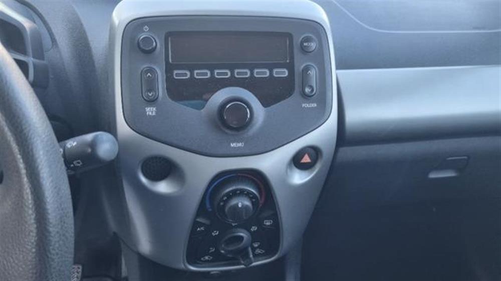 C1 C1 VTi 68 5 porte Feel