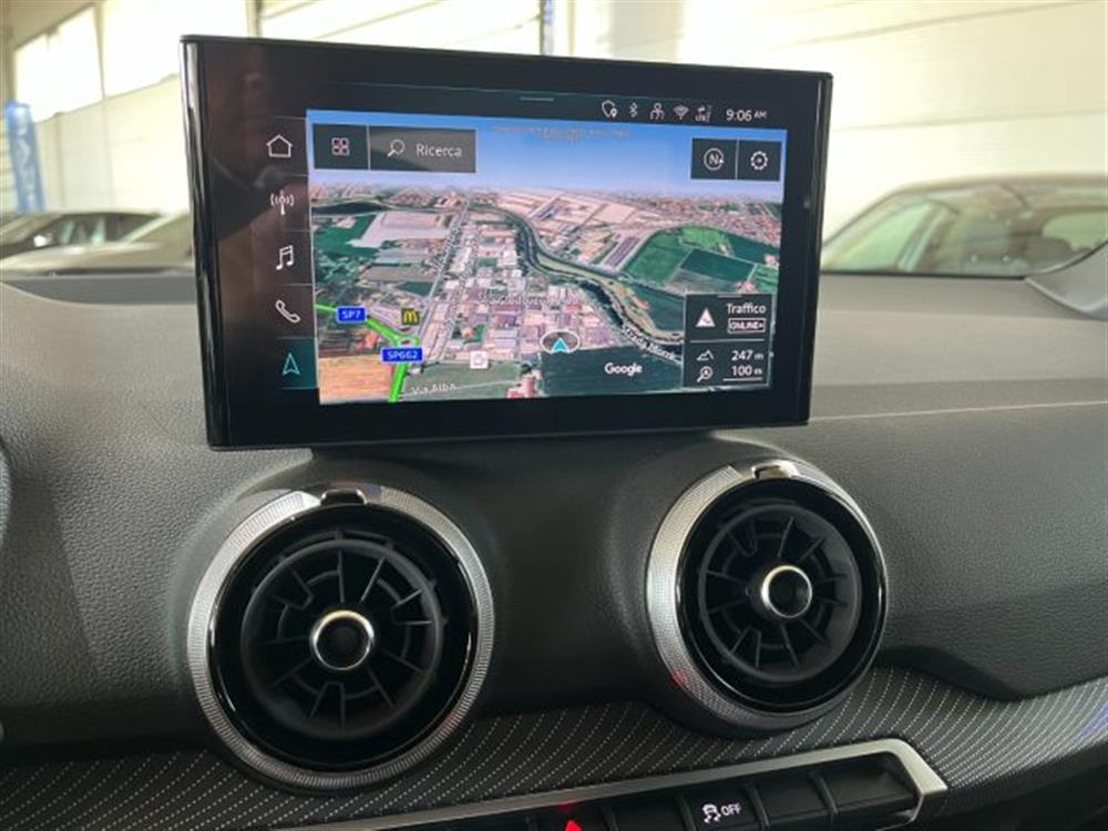 Q2 Q2 35 TDI Stronic S lin