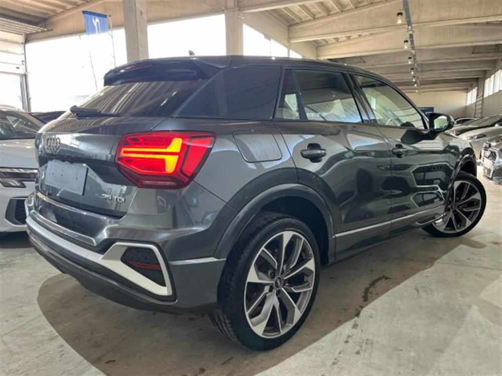 Q2 Q2 35 TDI Stronic S lin