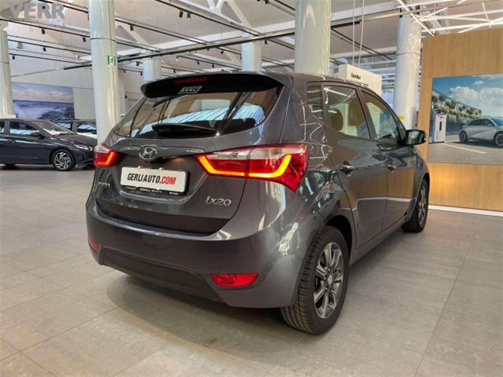 iX20 iX20 ix20 1.6 Xpossible a