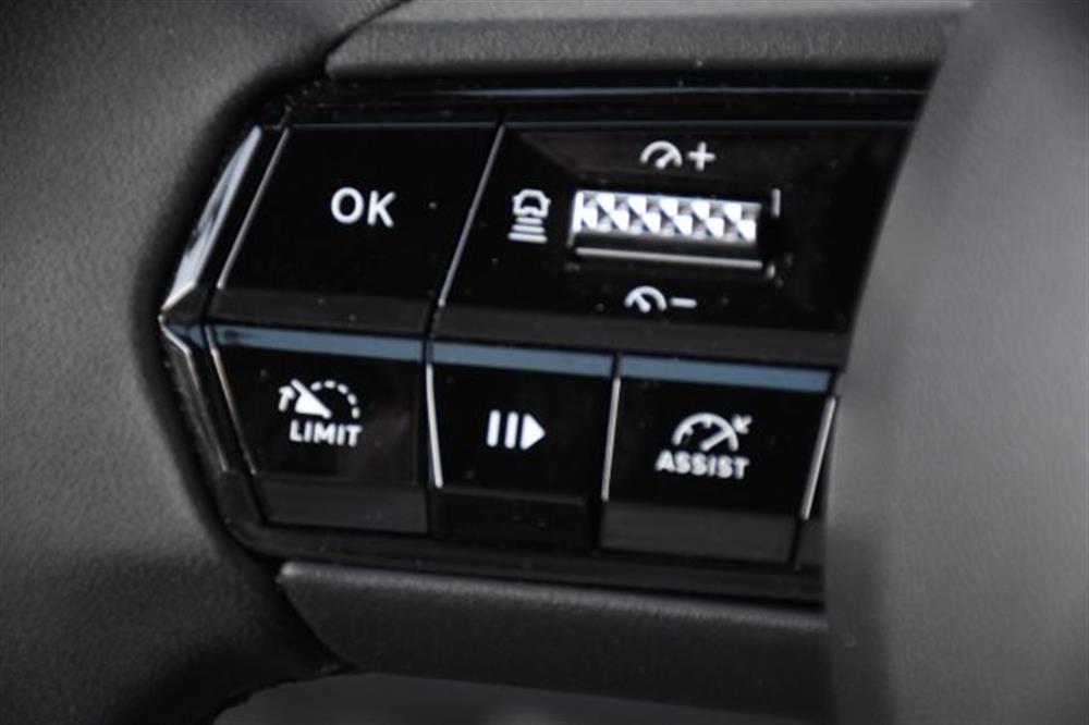 Junior Junior 1.2 136 CV Hybrid eD