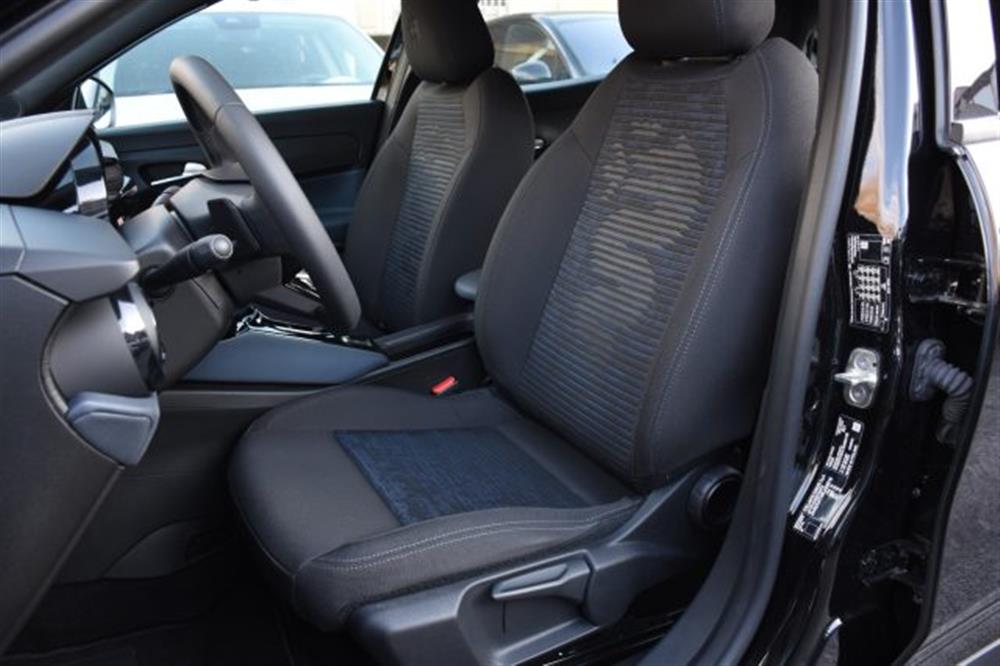 Junior Junior 1.2 136 CV Hybrid eD