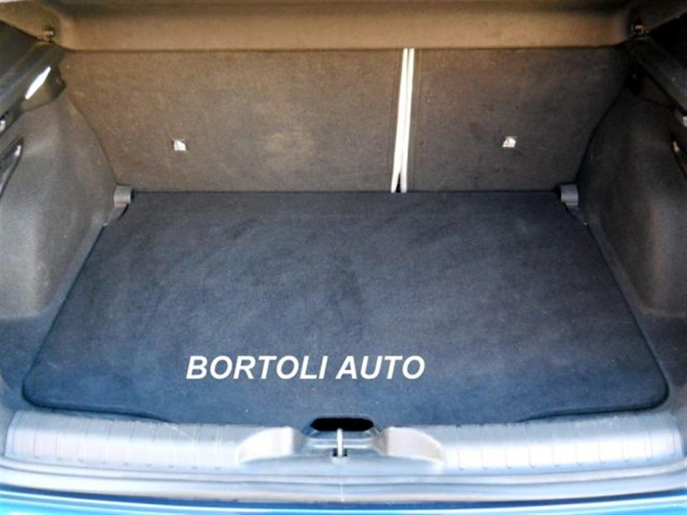 600 600 HYBRID 100cv 15.000