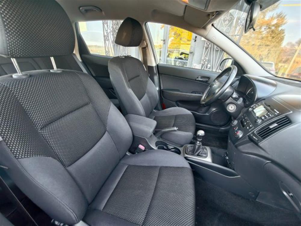 i30 i30 CW 1.4 16V 109CV Act