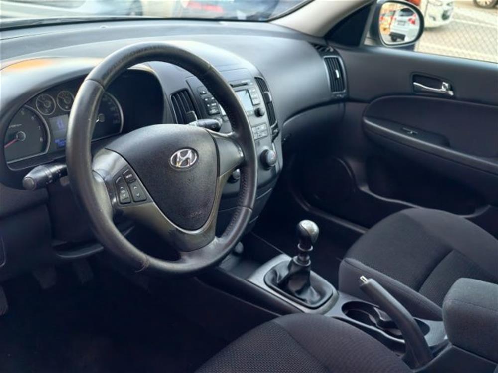 i30 i30 CW 1.4 16V 109CV Act