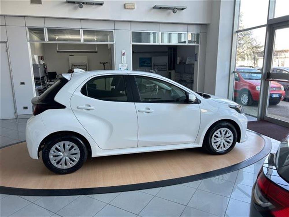 Yaris Yaris 1.5 Hybrid 5 porte A