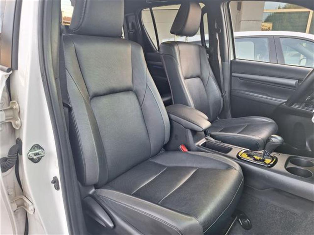 Hilux Hilux 2.8 D 4WD 4 porte D