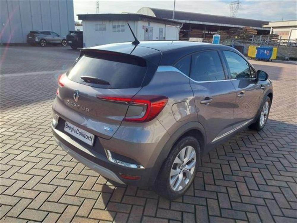 Captur Captur 1.6 E-TECH Hybrid In