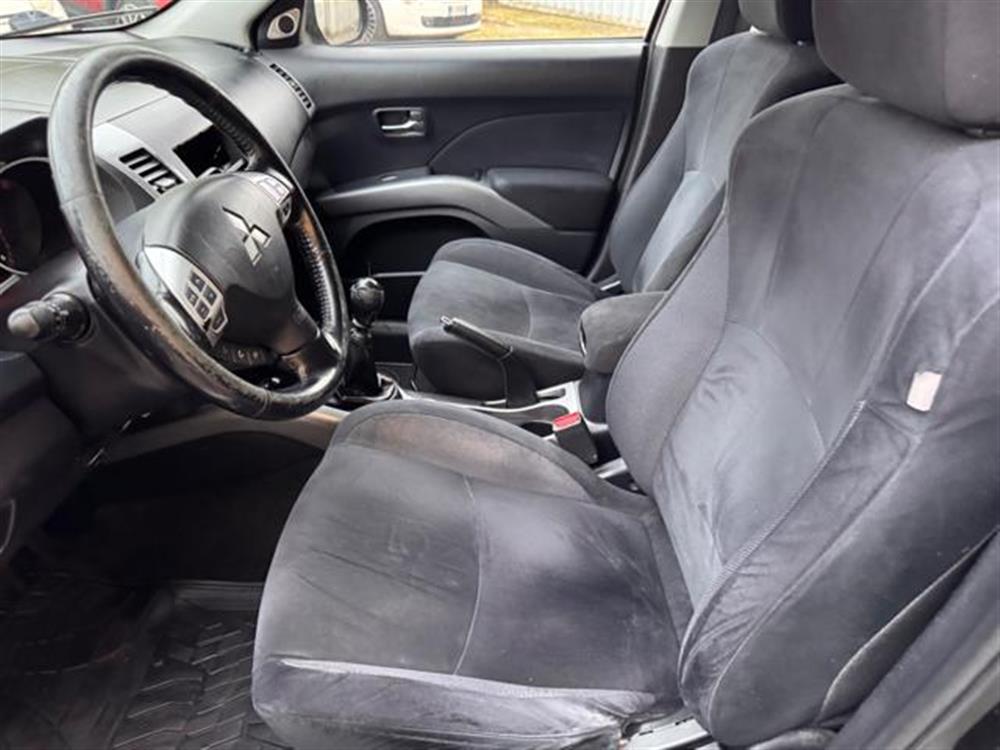 Outlander Outlander 7 posti 2.0 DI-D Int