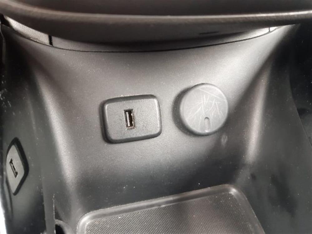 Adam Adam 1.4 87 CV GPL Tech A