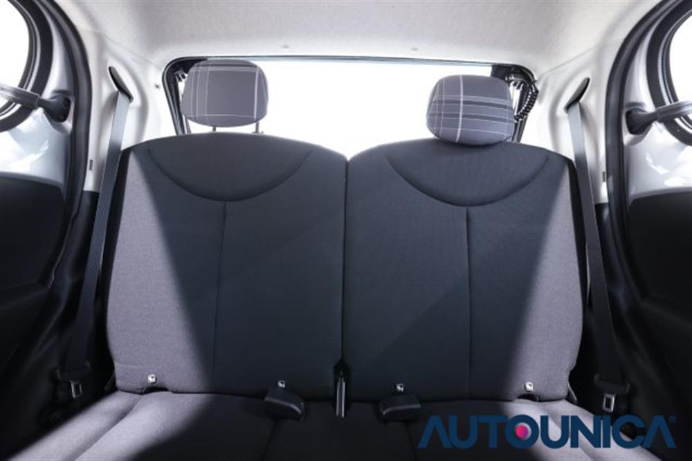 108 108 VTi 68 ETG 5 PORTE A