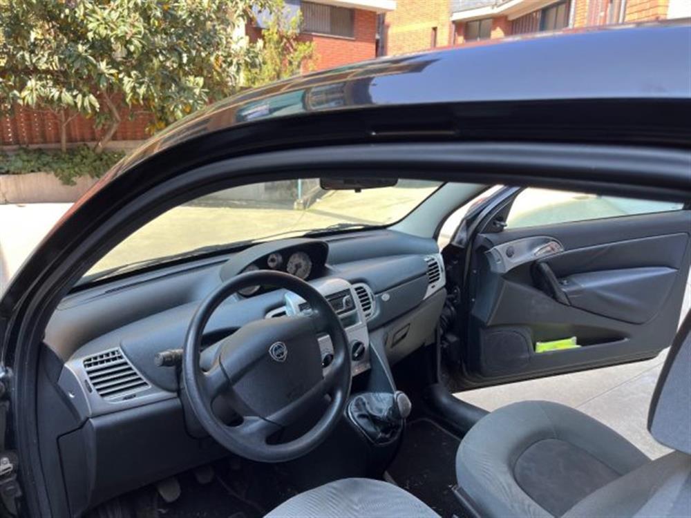 Ypsilon Ypsilon 1.2 Argento consegna