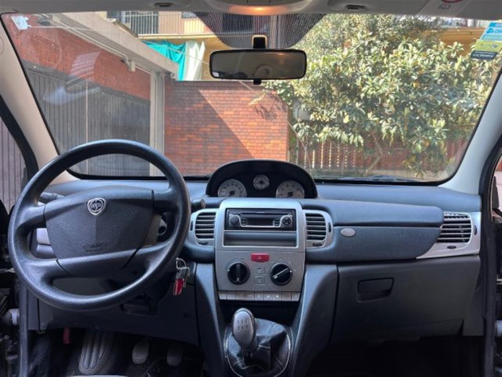 Ypsilon Ypsilon 1.2 Argento consegna