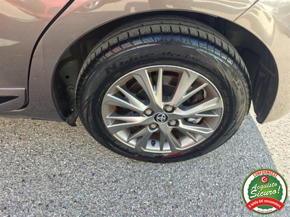 Yaris Yaris 1.5 Hybrid 5 porte A