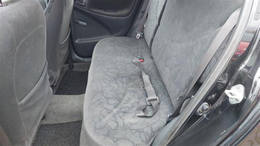 Yaris Yaris 1.0i 16V cat 5 porte