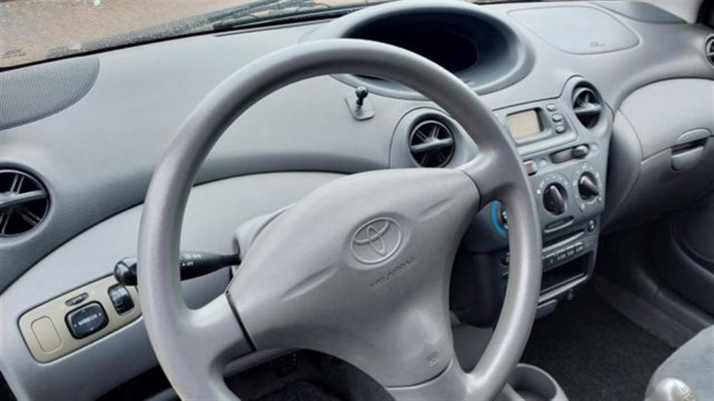 Yaris Yaris 1.0i 16V cat 5 porte