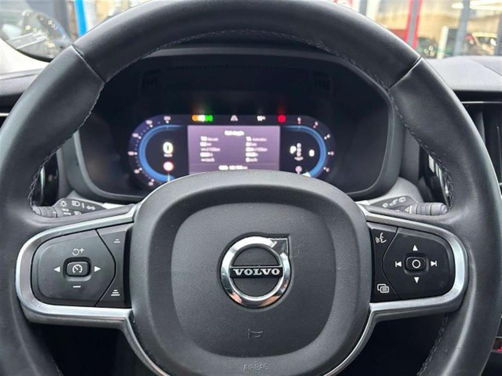 XC60 XC60 II 2022 2.0 B4 Core